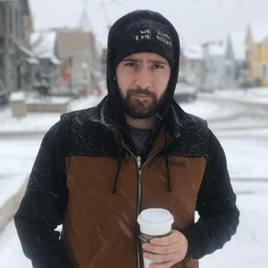 Meet your Posher, Logan